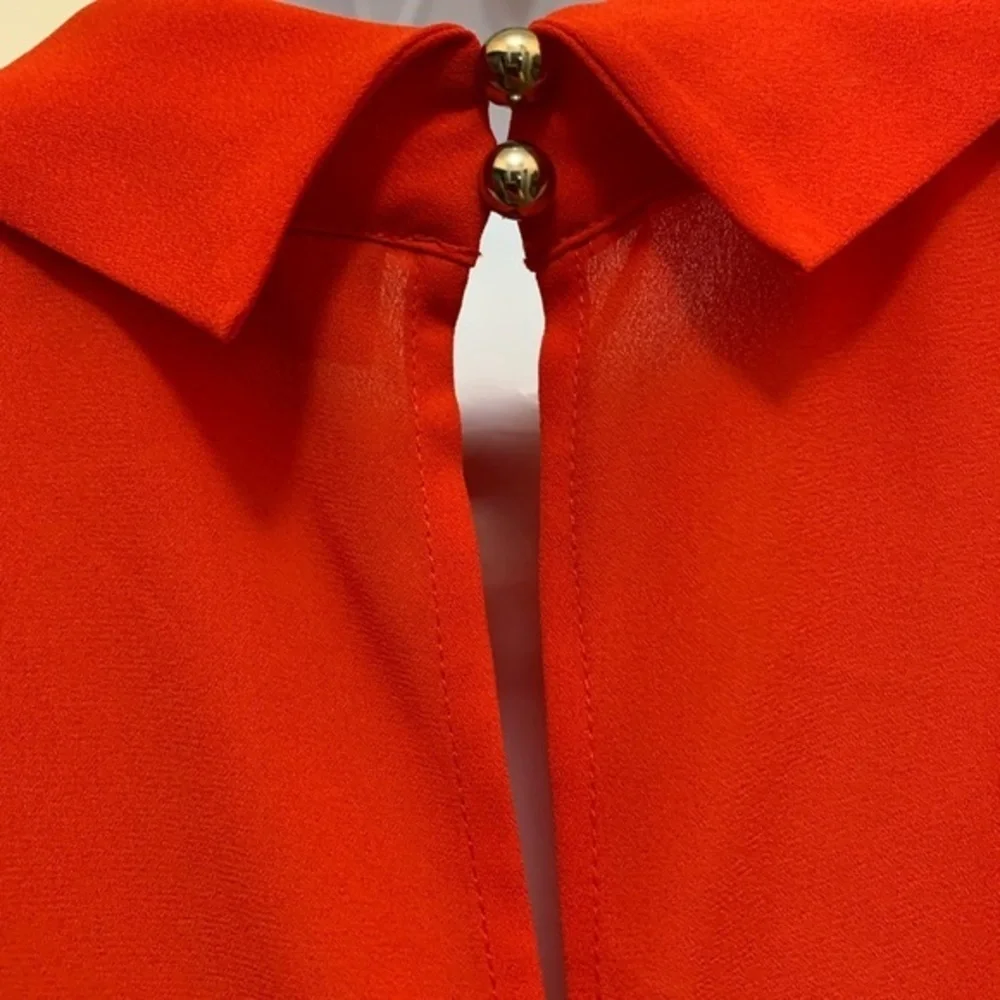 Jennifer Lopez Red Top with Removable Necklace NWT - Picture 6 of 9